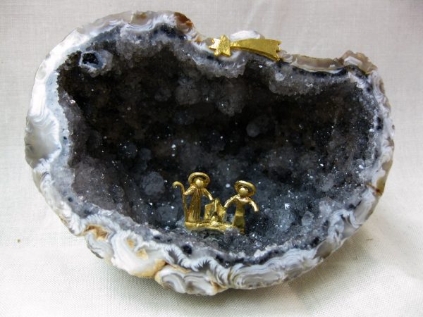 Genuine Brazil Nativity Geode For Sale #11