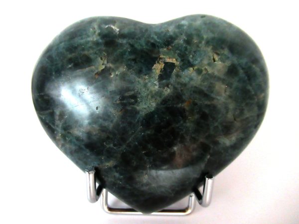 General Green Apatite Polished Mineral Heart For Sale #2