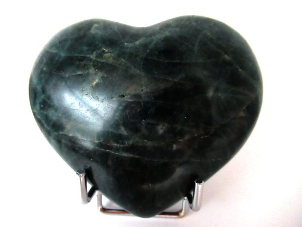 General Green Apatite Polished Mineral Heart For Sale #2a