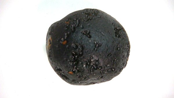 Black Tibetan Tektite Metaphysical For Sale from East Asia #81 - Image 2