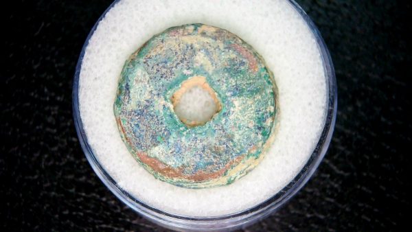 Ming Dynasty Chinese Shipwreck Coin Cluster 11 - Image 2