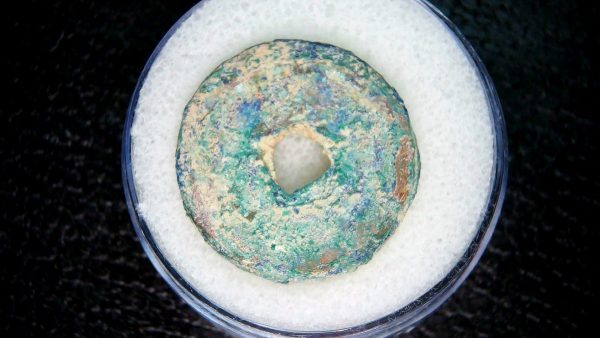 Ming Dynasty Chinese Shipwreck Coin Cluster 11 - Image 3