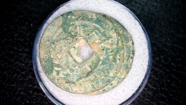 Ming Dynasty Chinese Shipwreck Coin Cluster 4 - Image 3