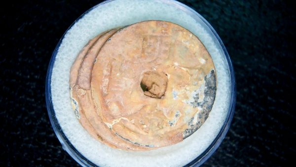 Ming Dynasty Chinese Shipwreck Coin Cluster 8 - Image 3