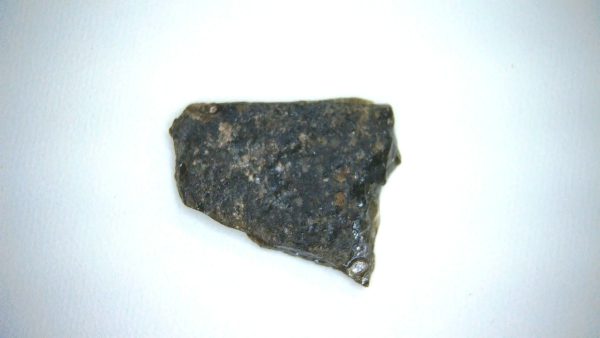 Darwin Glass Tasmanian Tektite from Australia 2.2 grams #14 - Image 2