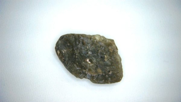 Darwin Glass Tasmanian Tektite from Australia 3.1 grams #26