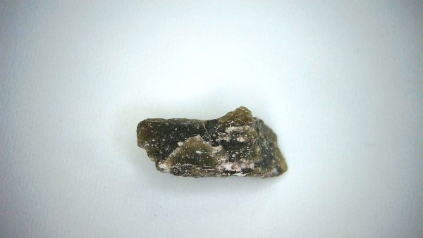 Darwin Glass Tasmanian Tektite from Australia 2.9 grams #30 - Image 3